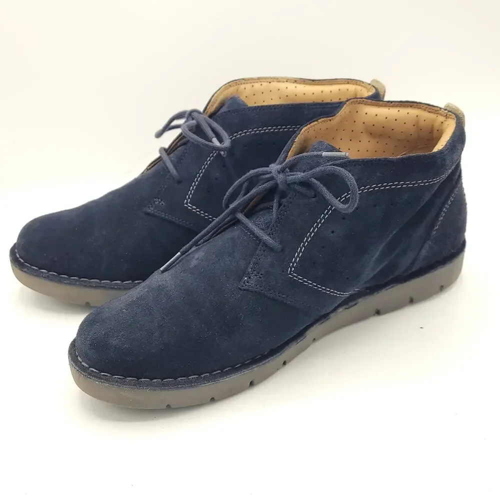 Clarks Chukka Bushacre 2 Boots Blue Suede Lace Up Ankle Top men's size 9.5